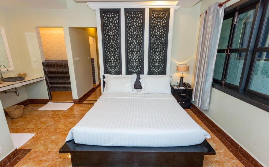 Hotel Bayon Boutique សណ្ឋាគារប៊ូទិកបាយ័ន Siem Reap