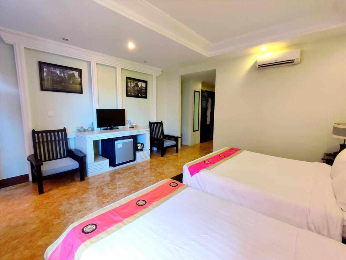 Hotel Bayon Boutique សណ្ឋាគារប៊ូទិកបាយ័ន 3*