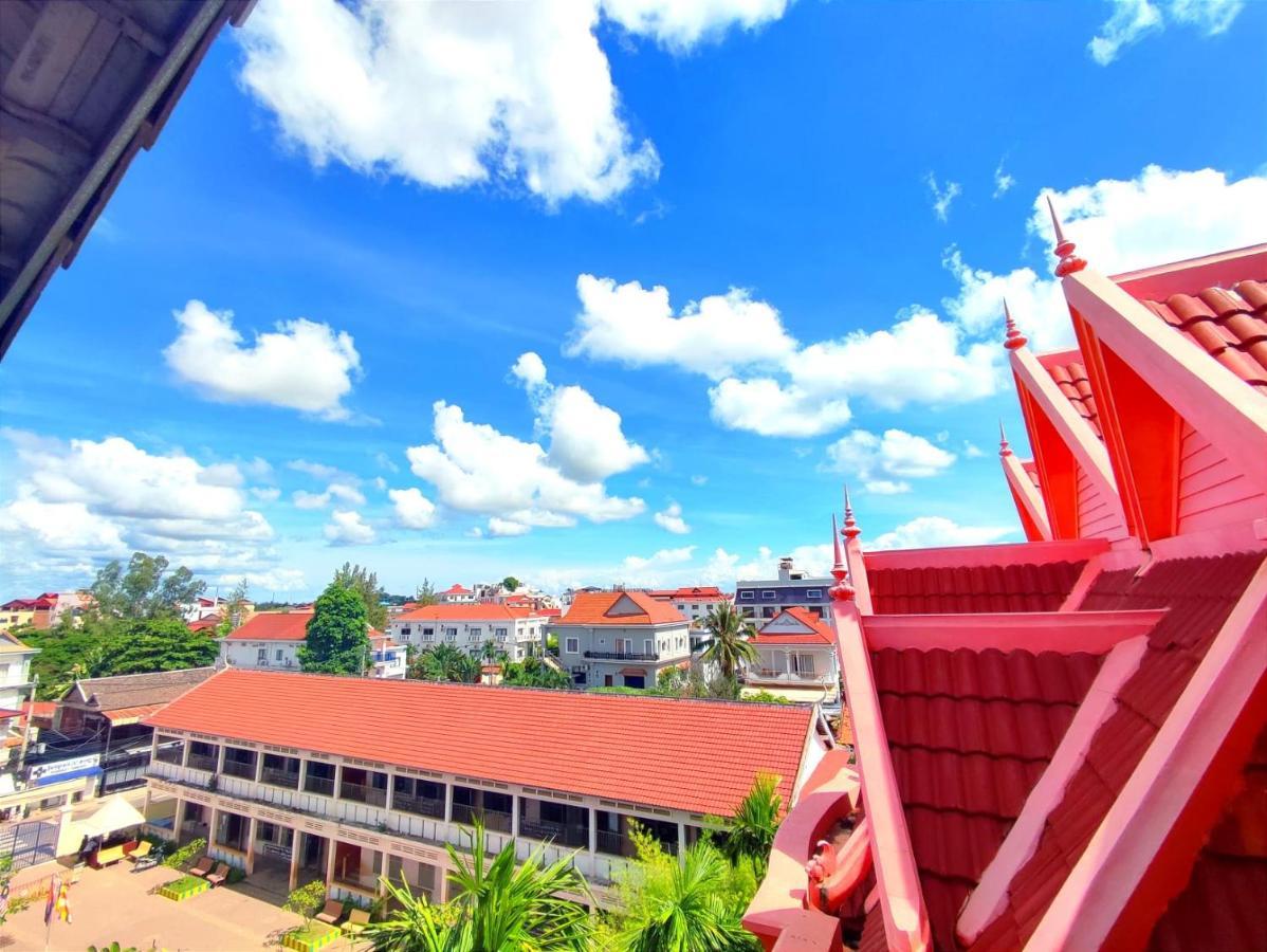 The Twin Bayon Boutique